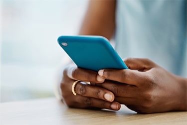 Texting for Your Small Business: Four Tips to Do It Like a Pro